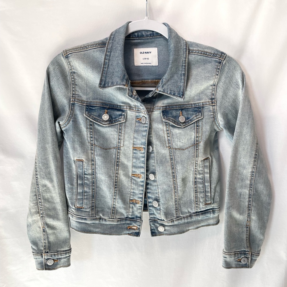 Old Navy light wash denim girls jean jacket, size Large 10-12